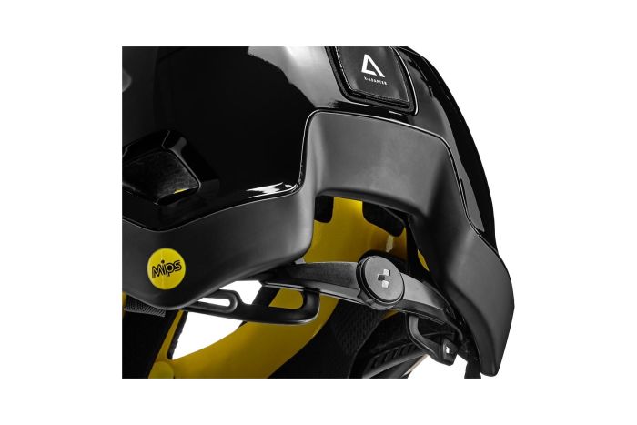 Cube Helm Strover