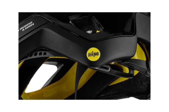 Cube Helm Strover
