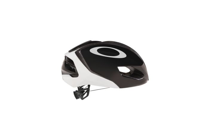 Oakley ARO5
