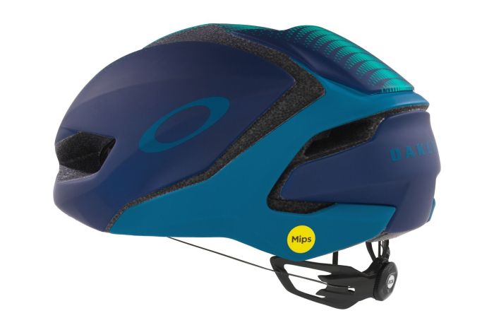 Oakley ARO5