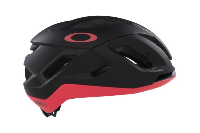Oakley ARO5 Race